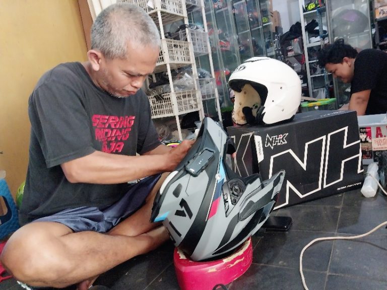 SHGS Solusi Tepat Segala Kebutuhan Helm