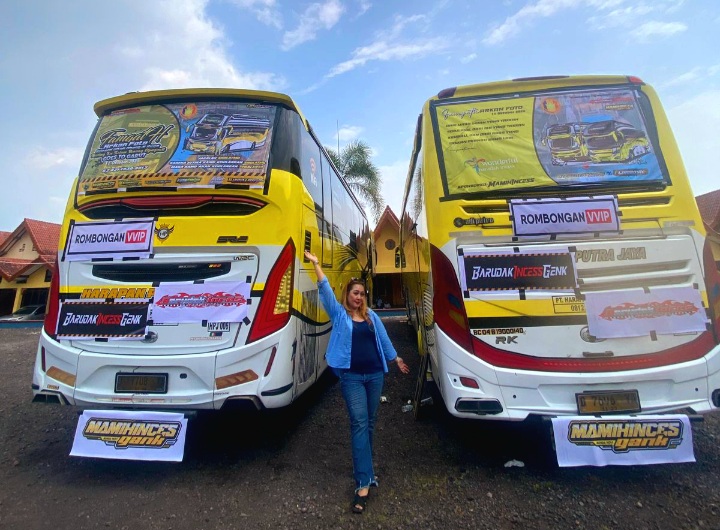 Bunda Novi “Mami Inces Gank” Solusi Tour & Travel Bandung: Bus VVIP, Terlengkap
