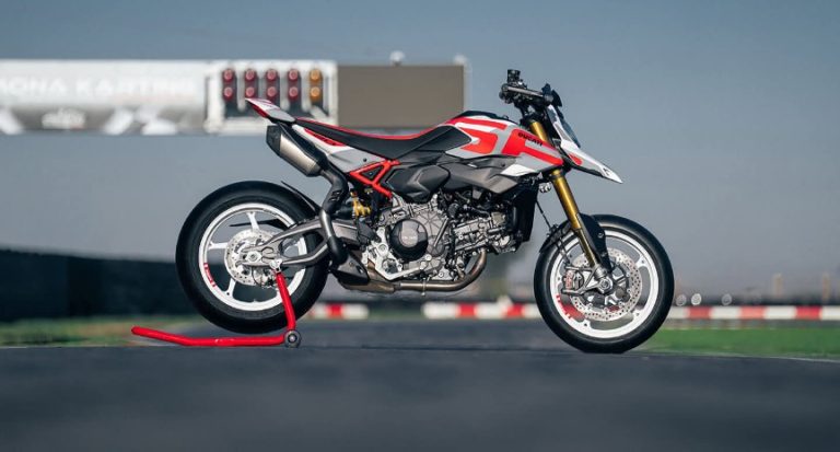 Ducati Hypermotard V2 dan V2 SP 2026: Mesin Buas, Bobot Ringan