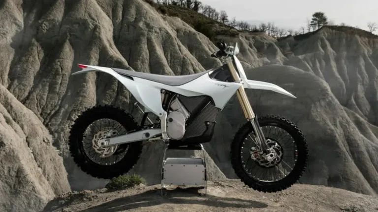 Electric Stark Varg Cetak Rekor Dunia: Motor Listrik Capai Ketinggian 22.050 Kaki di Andes