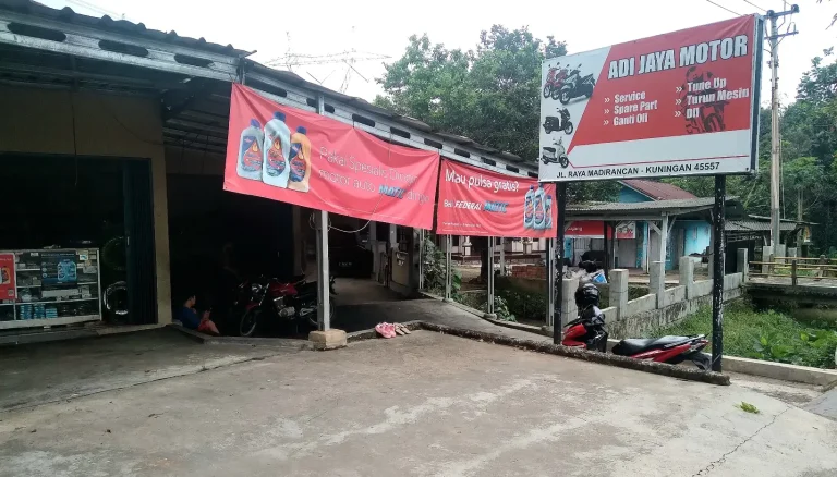Dari Bengkel ke Hati Masyarakat: Warisan Kebaikan Adi Jaya Motor Kuningan Bukan Sekedar Konten