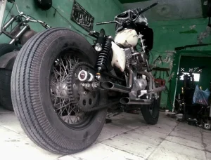 Pay Garage Custom Builder: Detail Garap Chopper, Scrambler Sampai Norton Style